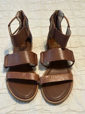 Isola Shiloh Gladiator Sandal - Brown